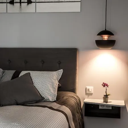 Capitainerie Clos Morin Bed & Breakfast